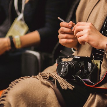 全自动发码的24小时轰炸对方的电话